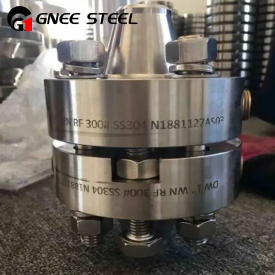 Kołnierze otworowe ze stali Super Duplex